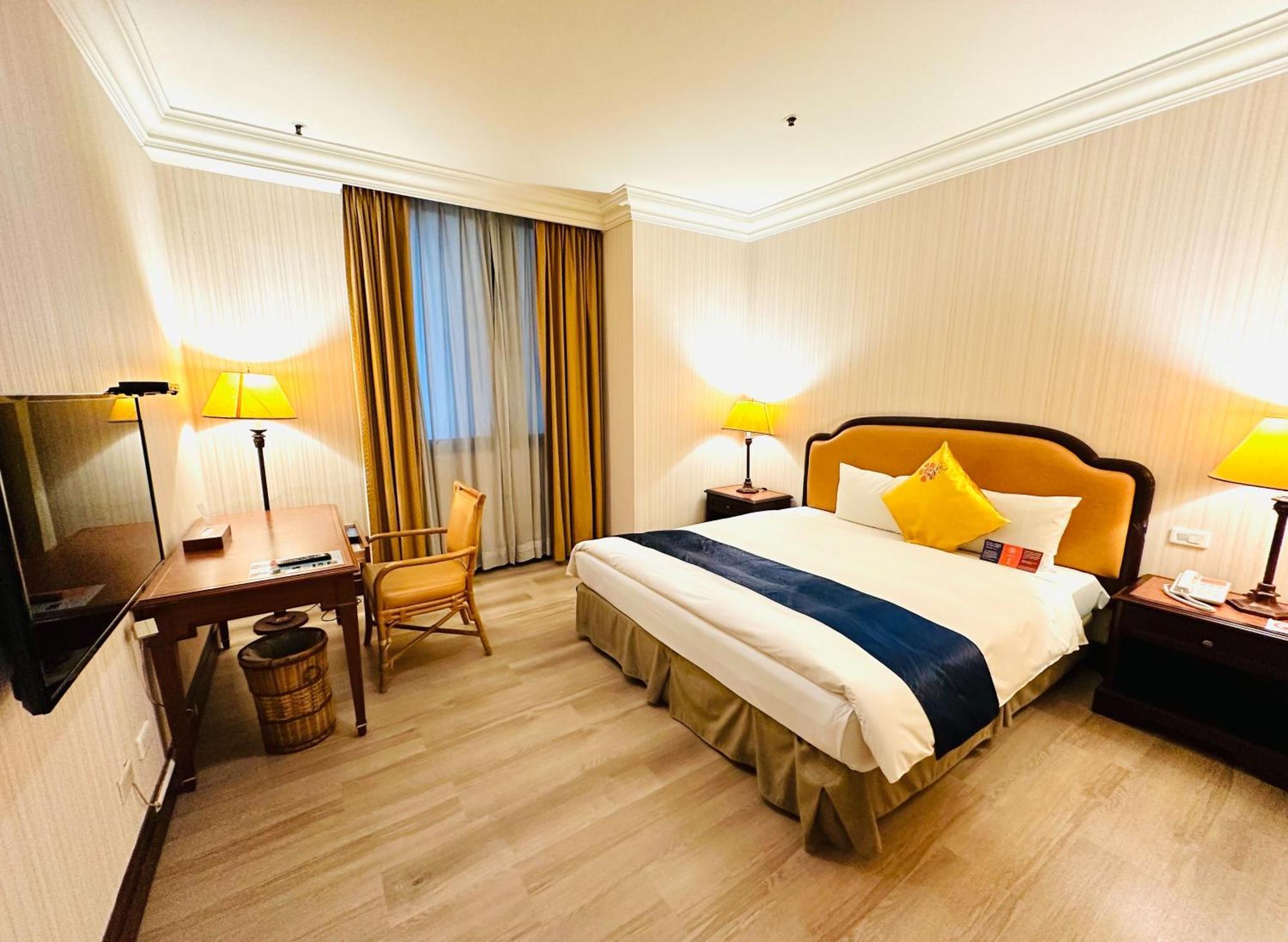 Wei-Yat Grand Hotel Tainan Extérieur photo