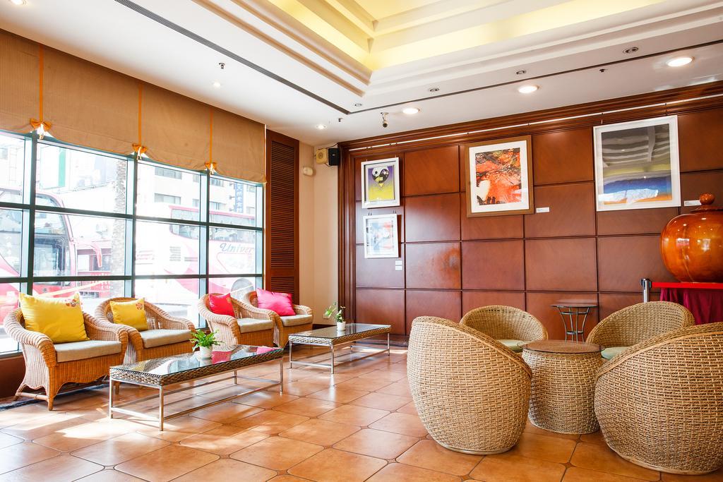 Wei-Yat Grand Hotel Tainan Extérieur photo