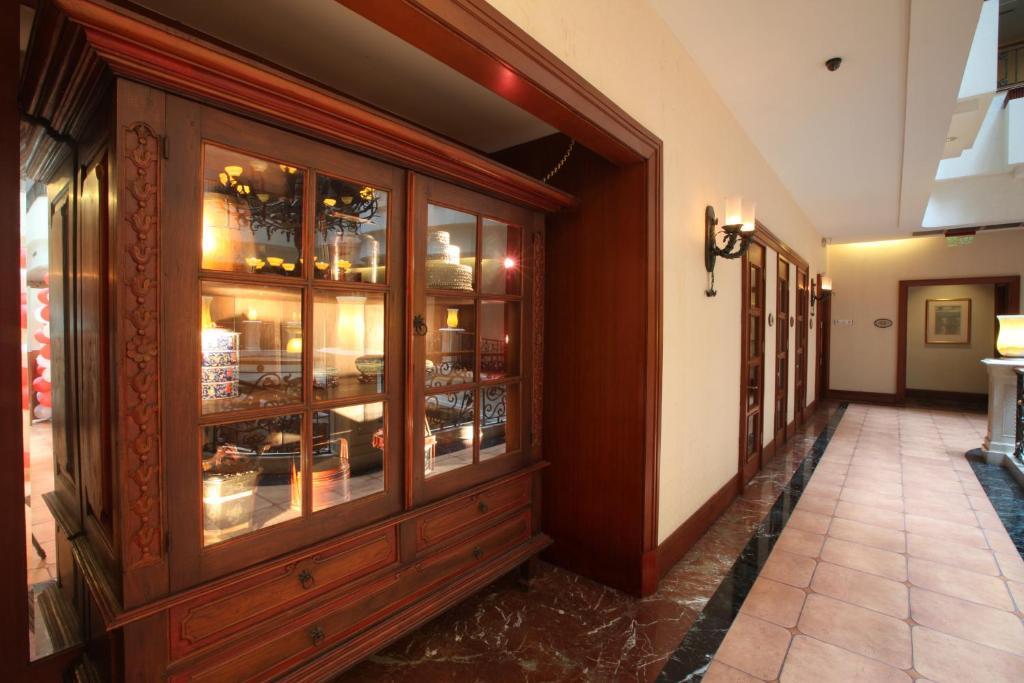 Wei-Yat Grand Hotel Tainan Extérieur photo
